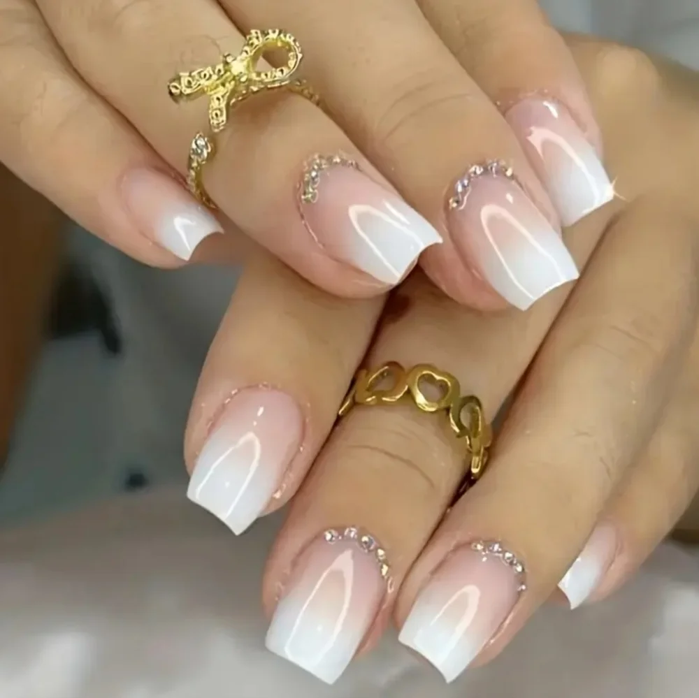 24 Pieces Fake Press On Nails
